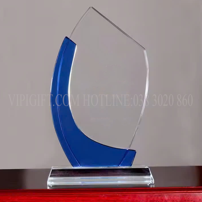 Bảng vinh danh pha lê