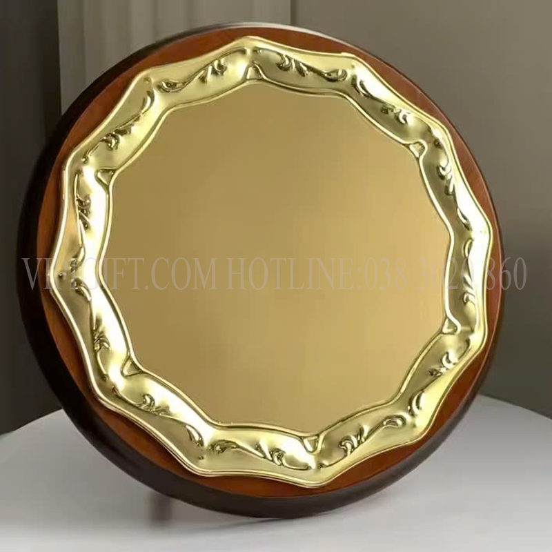 Bảng vinh danh giá tốt